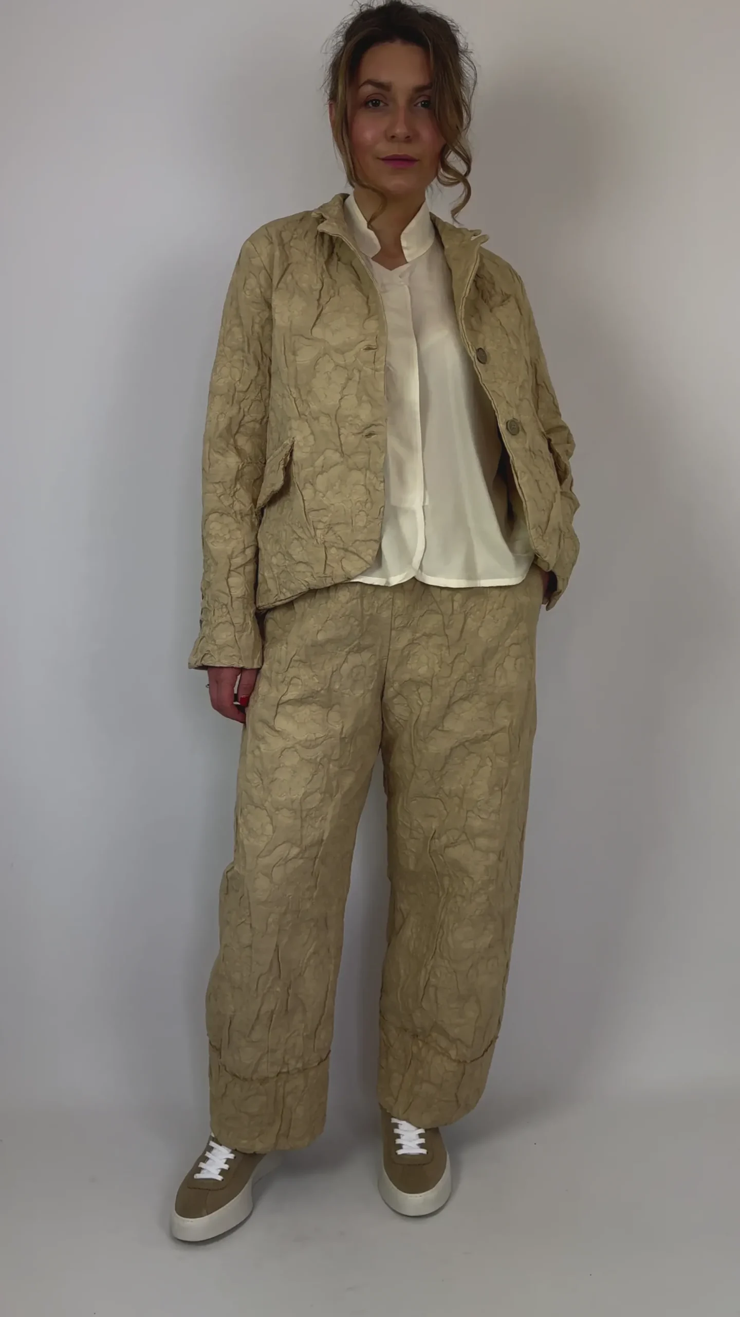 Aequamente 111 Jacket Juta