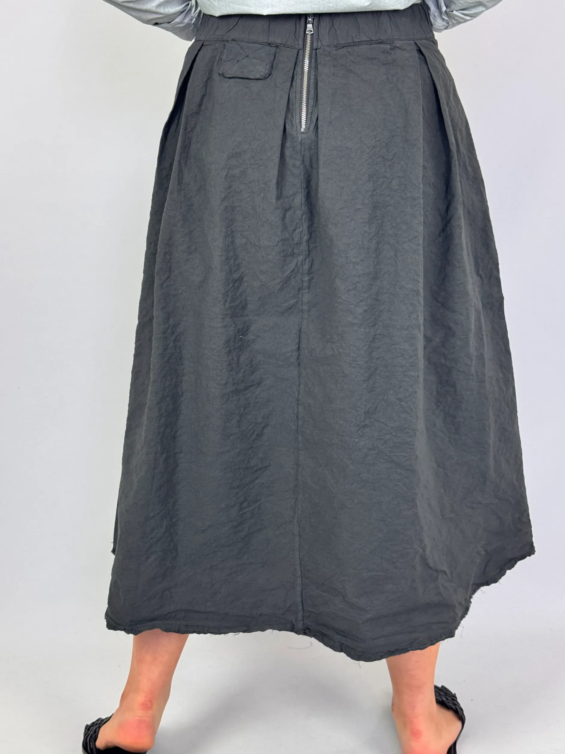 Aequamente 107 Skirt Asfalto